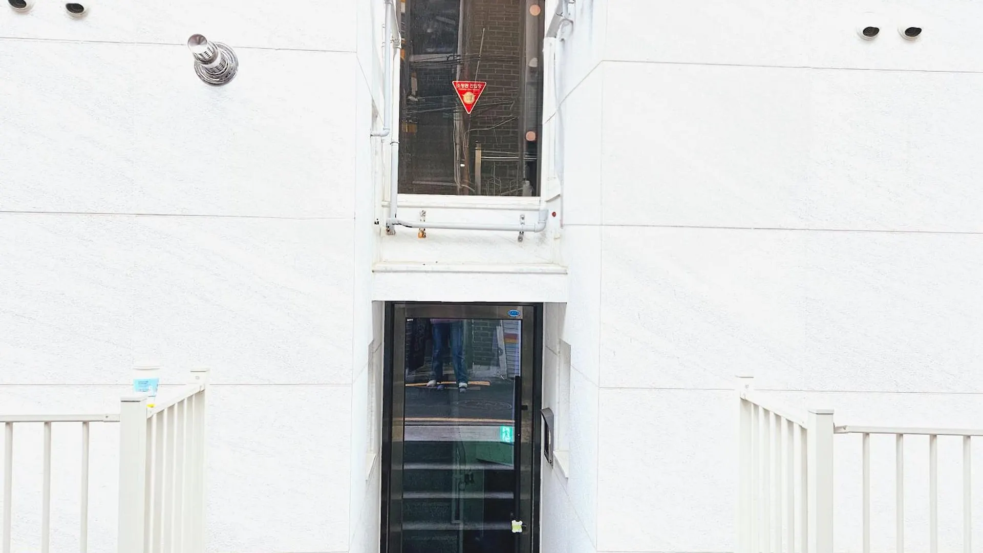 Sensibility Warmth Cozy New Construction Pleasant Hongdae Gangnam 30 Minutes Villa Seoul
