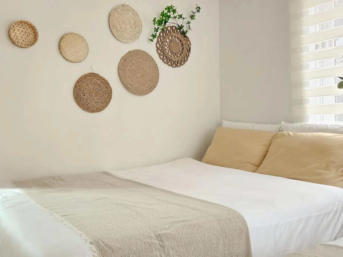 Sensibility Warmth Cozy New Construction Pleasant Hongdae Gangnam 30 Minutes Villa Seoul South Korea