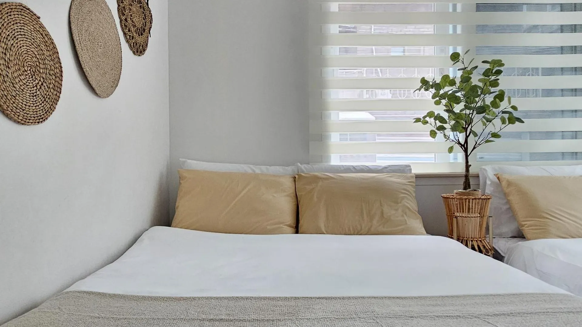 Sensibility Warmth Cozy New Construction Pleasant Hongdae Gangnam 30 Minutes Villa Seoul